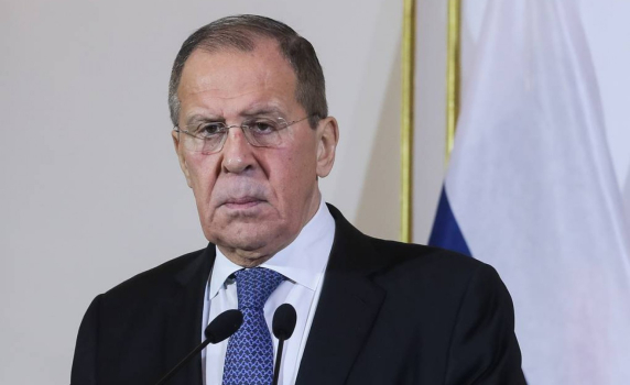 Лавров: Няма да се месим в отношенията между Иран и САЩ 