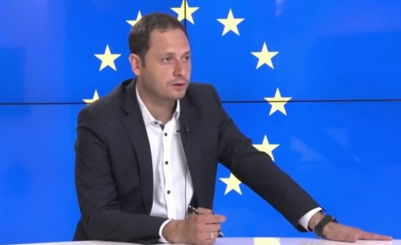 Витанов: Съзирам германо-френско съглашение срещу Източна Европа 