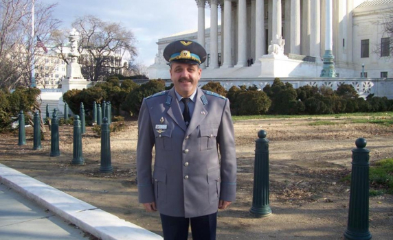 Полк. В. Цветанов: Служих в ГЩ, не съм имал намерение да бягам при война