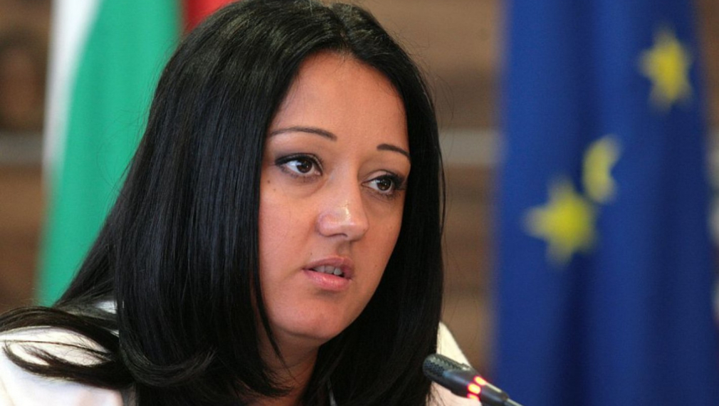 Лиляна Павлова: Ще водим Председателството на български език