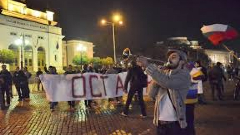 Вашата оставка ли да искаме тогава, господа ранобудни протестиращи?