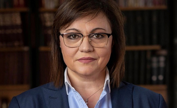 Корнелия Нинова: Правителствата по света се опитват да спасят икономиката, българското я убива