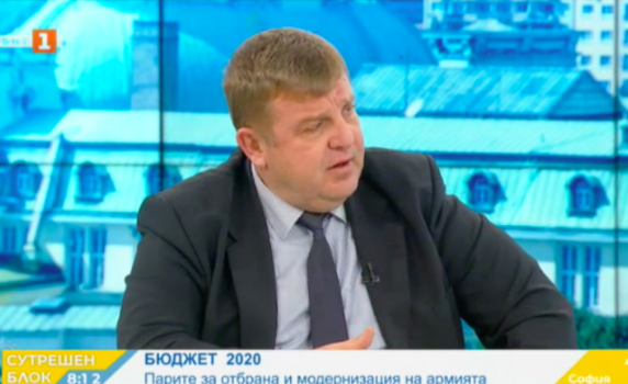 Каракачанов: Обществото узрява за наборна военна служба