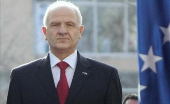 Президентът на Косово подаде оставка