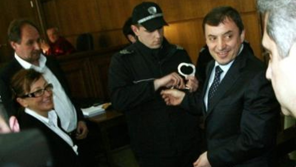 Разпитват Алексей Петров за убийството на ямболска адвокатка