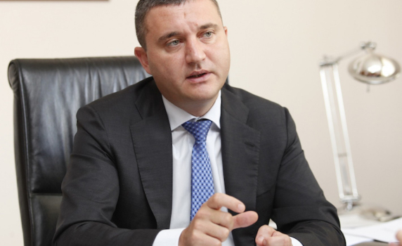 Горанов: Най-негативният сценарий е спад на икономиката с 3%