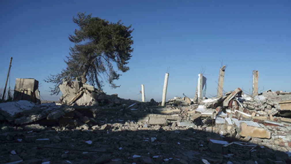 Водената от САЩ коалиция удари сирийските сили в Хомс 