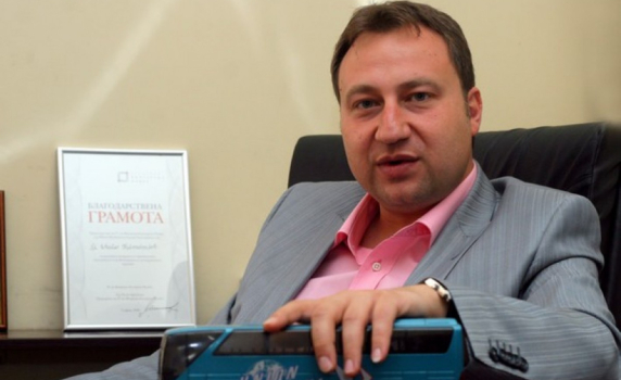 Депутат от ГЕРБ е съсобственик във фирмата с обърнатия автобус