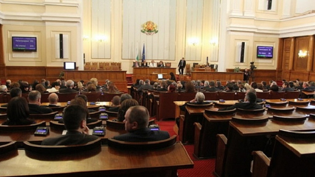 Депутатите приеха на първо четене Закона за мерките по време на извънредното положение