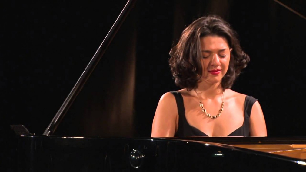 Kathia Buniatishvili -  F. Liszt - Schubert: "Serenade"