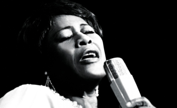 Ella Fitzgerald - Reaching For The Moon