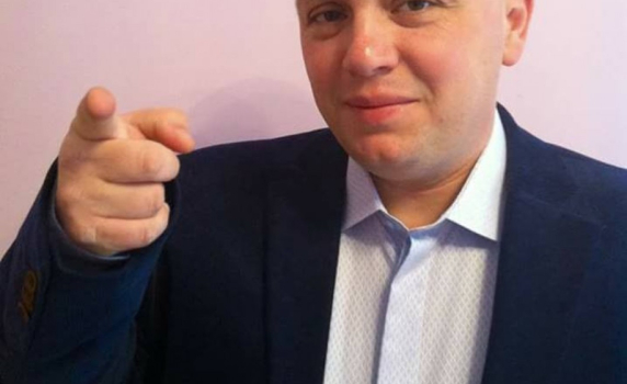 Кой Ви даде право, г-н Льобедел, да се държите като плантатор в България?
