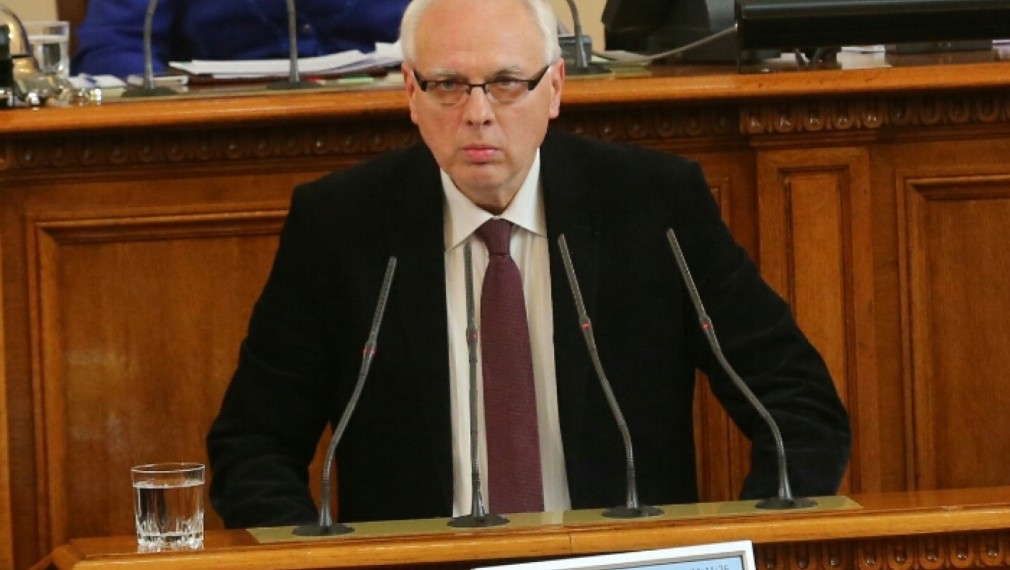 Енчев сезира прокуратурата за незаконно обрязване на деца