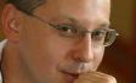 Станишев заминава на трудни преговори в Москва 
 
