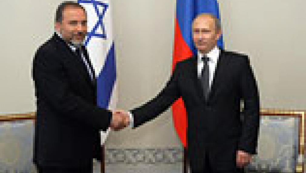 Либерман в Москва: Израел няма да бомбардира Иран