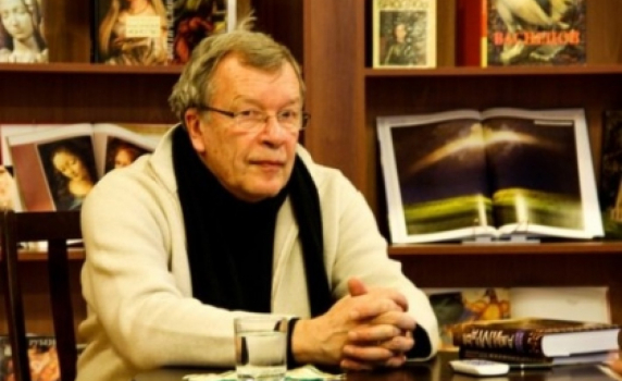 В. Ерофеев: Духът на Сталин до ден днешен трови гените ни