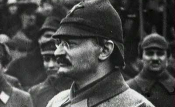  Сталин и Троцки са еднакво отблъскващи исторически личности