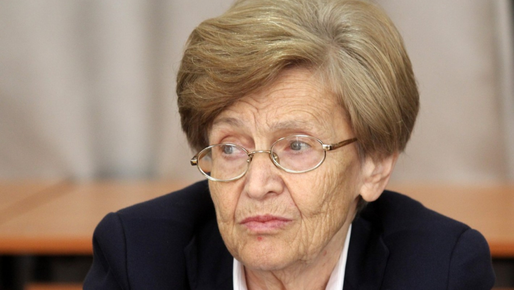 Проф. Христина Вучева: Не приемайте експертен кабинет, подайте оставка, върнете демокрацията