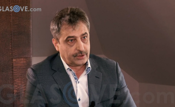 Цветан Василев: Пеевски е руска креатура. Хвърля прах в очите на американците с лов на шпиони