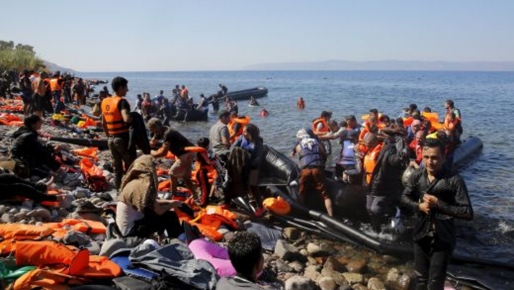Половин милион бежанци са влезли в Европа за 8 месеца 