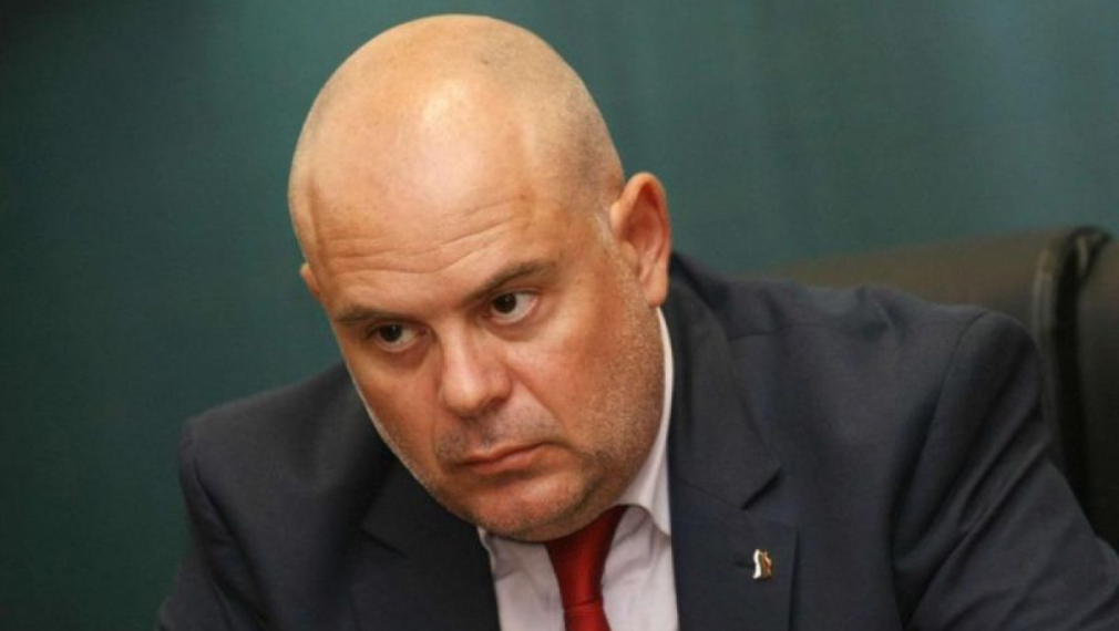 Гешев се е оплакал от Румен Радев в писмо до Европарламента