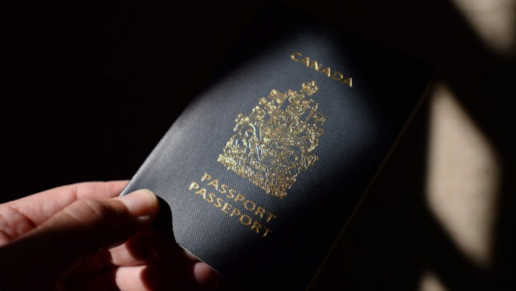 Вече ще има "неутрален" пол в официалните документи в Канада