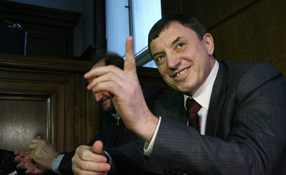 Циркът “Октопод“ продължава