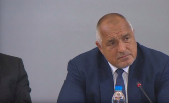 Борисов: Поне 200 000 са умрели по времето на Радев. При неговата партия мрат повече