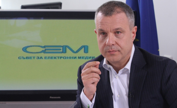 Емил Кошлуков: БНТ е в практически фалит