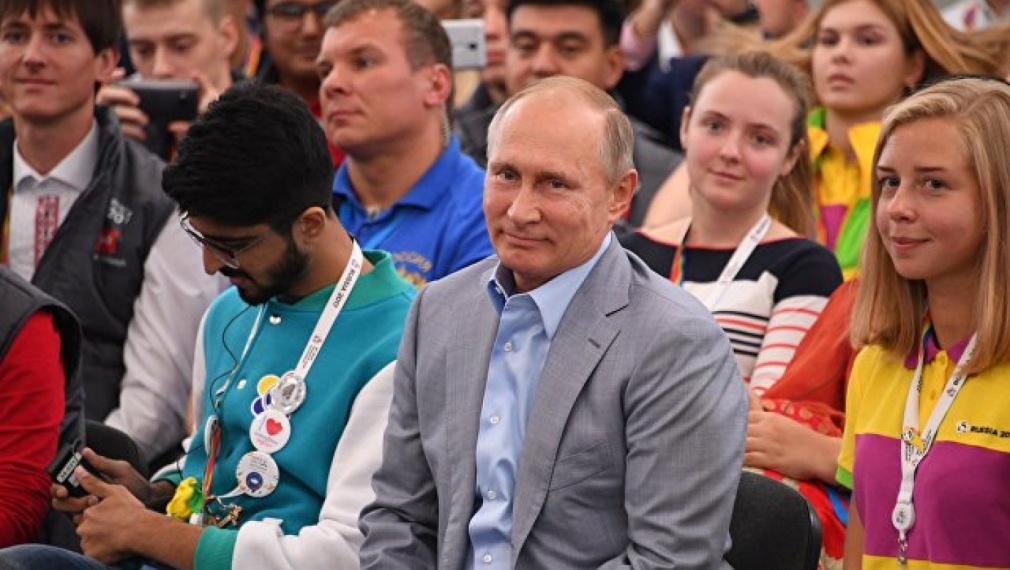 Путин: Генетичното програмиране е по-опасно и от атомна бомба