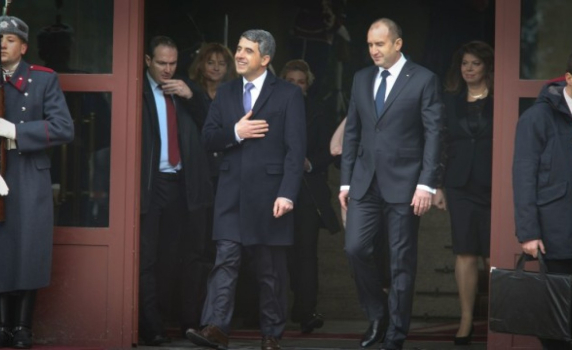 Президентът Плевнелиев напусна „Дондуков“2