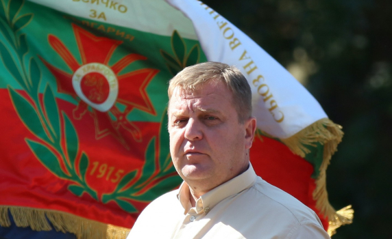  Каракачанов сезира Цацаров за опити за създаване на македонско малцинство у нас