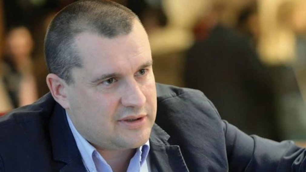 Политологът Калоян Методиев е новият шеф на кабинета на Румен Радев