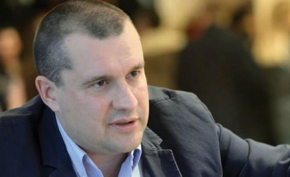 Политологът Калоян Методиев е новият шеф на кабинета на Румен Радев