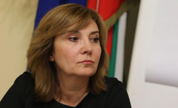Шефката на НАП няма да подава оставка, отнасят го служители в IT отделите