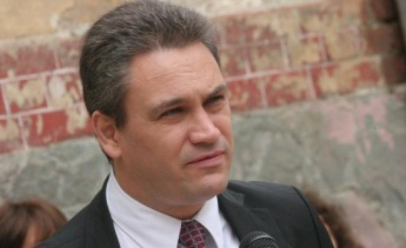 бТВ: Сауната на терасата на шефа на КПКОНПИ e без документи