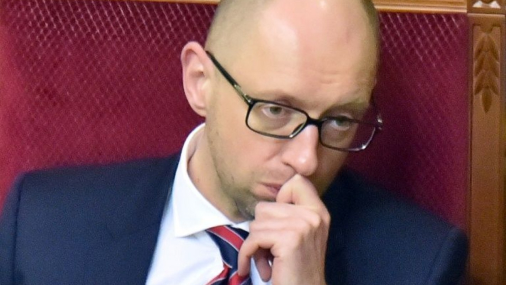 Премиерът на Украйна подава оставка