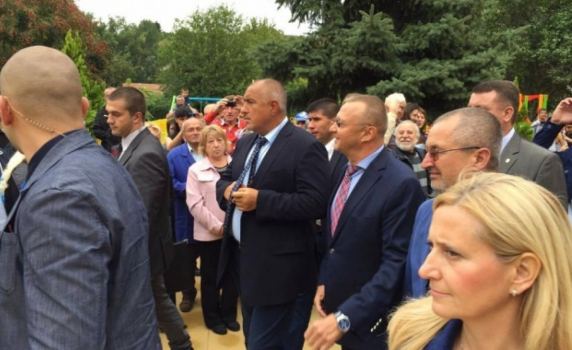 Премиерът: Танов събира пари, ние ги харчим
