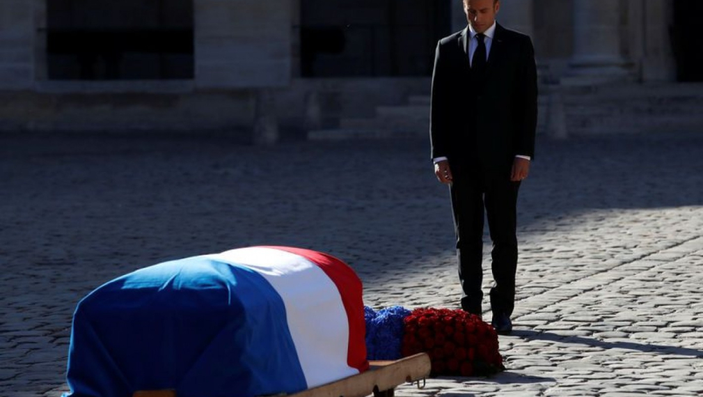 Франция изпрати Шарл Азнавур 