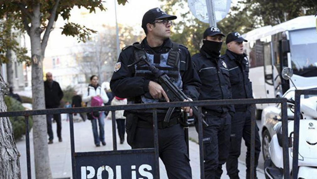 Турските власти предприеха масови арести на лидери на кюрдската партия