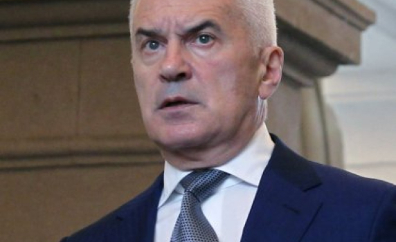Волен Сидеров: Преценил е човекът, подал е оставка. Няма драма
