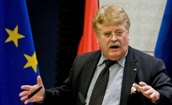Евродепутат: Ще покажем на Русия, че агресията се заплаща скъпо