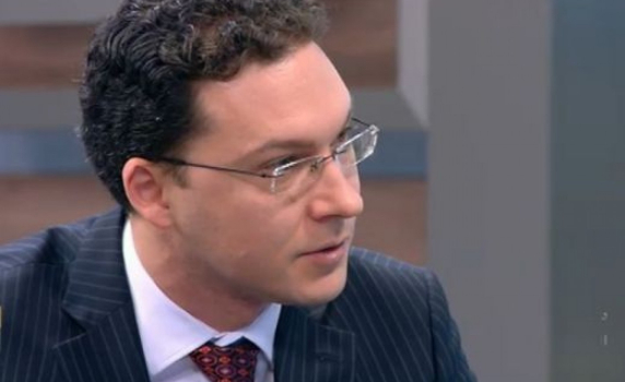 Даниел Митов: До 3 г. затвор за трафикантите на хора