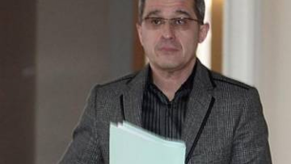Замериха  Йордан Цонев с яйца 