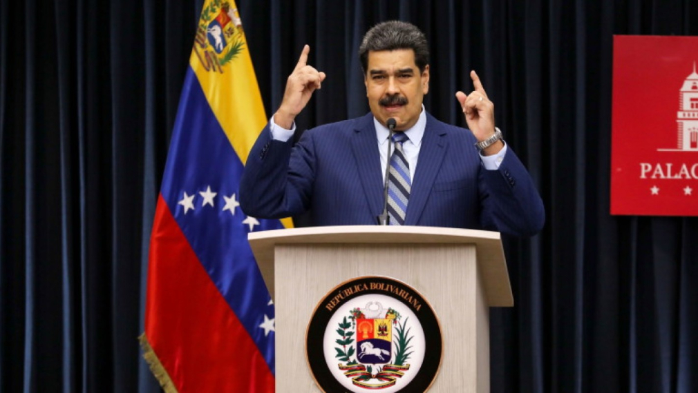 Мадуро скъса дипломатическите си отношения със САЩ. Помпейо каза, че няма да изтегля дипломатите си
