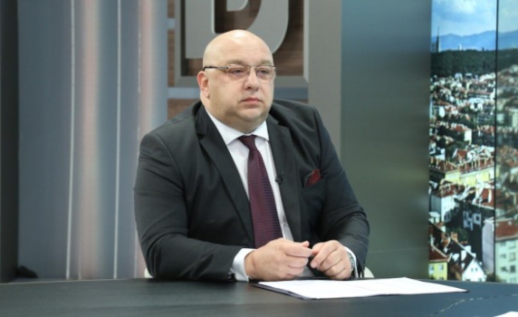 Красен Кралев: Трябват ни 4 стадиона по 1000 евро на седалка