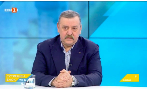 Проф. Кантаржиев: Коронавирусът умира много бързо от спирт