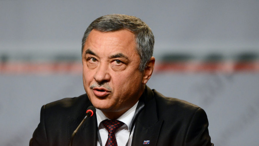 Симеонов: Девизът е "Назначавайте всичко, което мърда"