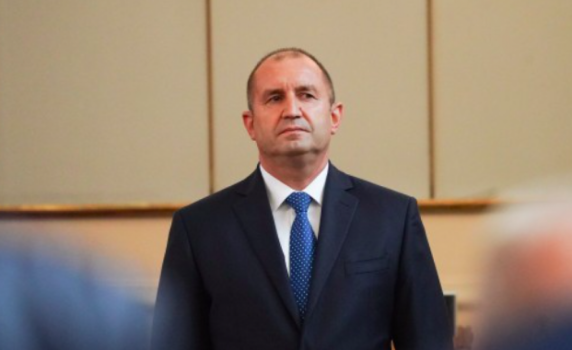 Румен Радев: Властта е бетонирана в тесен кръг хора. Корупцията е необуздана