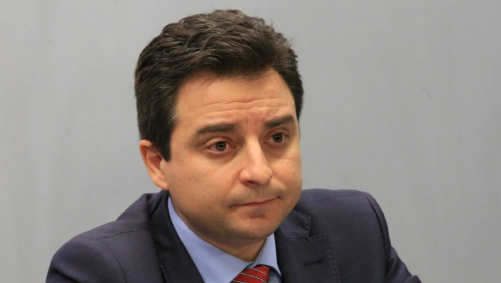 Димитър Данчев: Премиерът да обясни защо броени дни до въвеждането на тол системата цари хаос